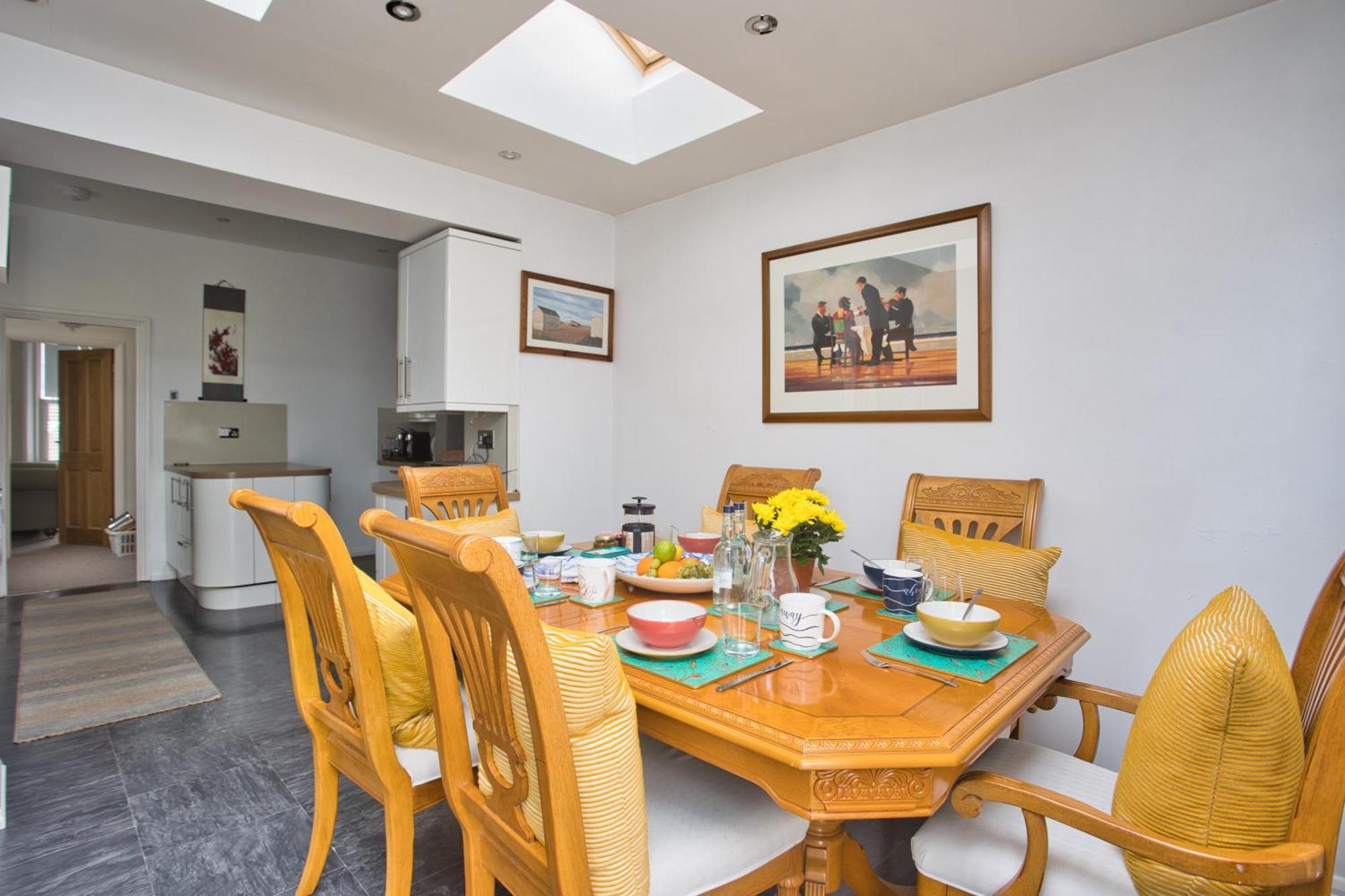 Spacious Seaside Escape In The Heart Of Deal, 4 Mins From The Beach Buitenkant foto