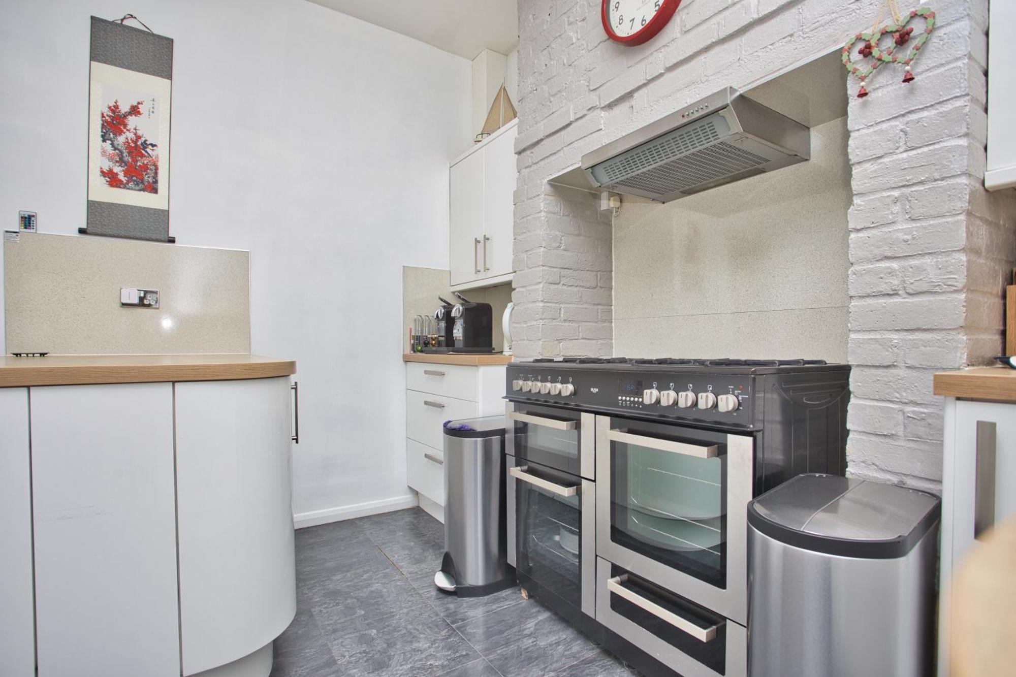 Spacious Seaside Escape In The Heart Of Deal, 4 Mins From The Beach Buitenkant foto